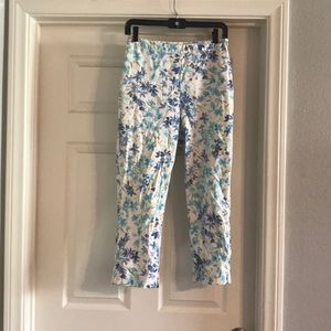 Highwaisted floral Capri pants